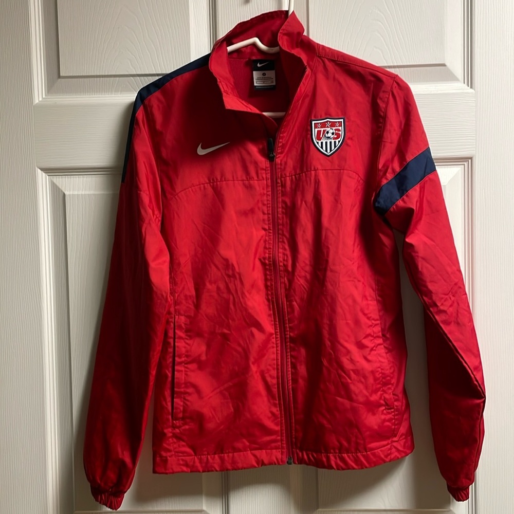 Women Size Small Nike USA Soccer Full Zip Windbreaker Jacket Red